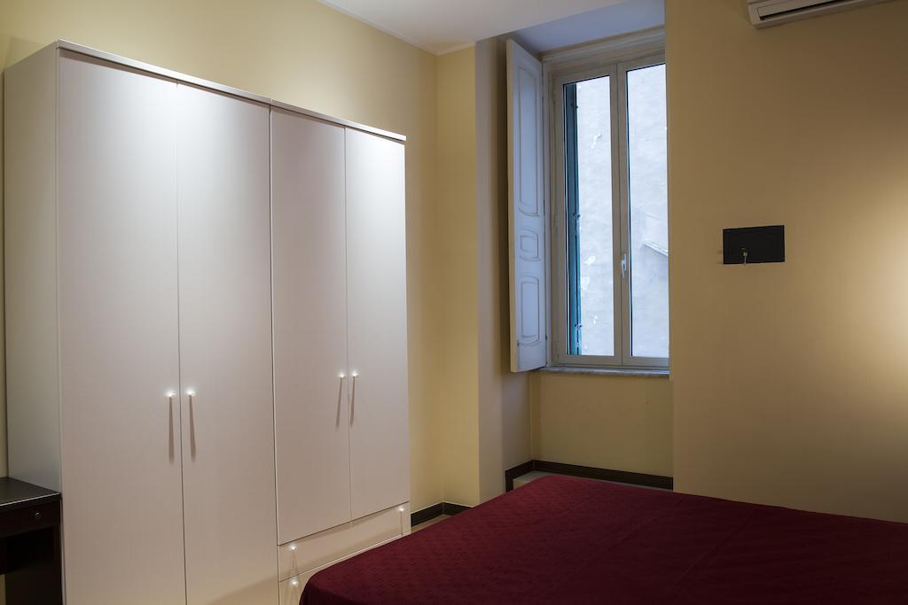 Duomo 89 Bed and Breakfast Napels Kamer foto