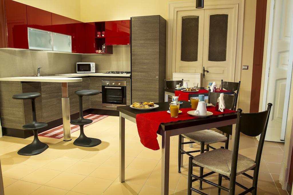 Duomo 89 Bed and Breakfast Napels Buitenkant foto